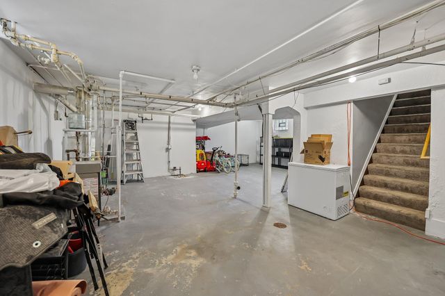 2923 Upton Avenue N, Minneapolis, MN 55411