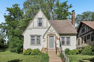 2923 Upton Avenue N, Minneapolis, MN 55411