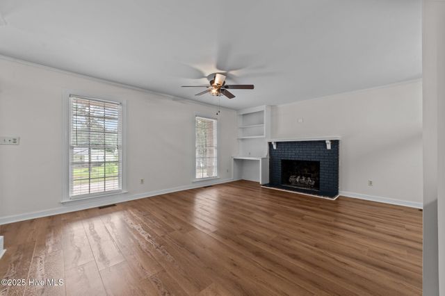 202 Guinevere Lane, Greenville, NC 27858