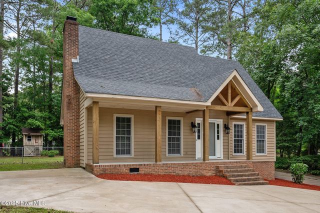 202 Guinevere Lane, Greenville, NC 27858
