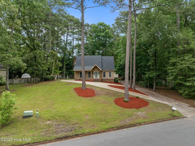 202 Guinevere Lane, Greenville, NC 27858