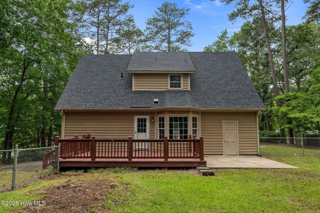 202 Guinevere Lane, Greenville, NC 27858