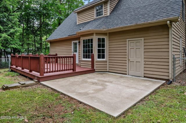 202 Guinevere Lane, Greenville, NC 27858