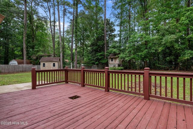 202 Guinevere Lane, Greenville, NC 27858