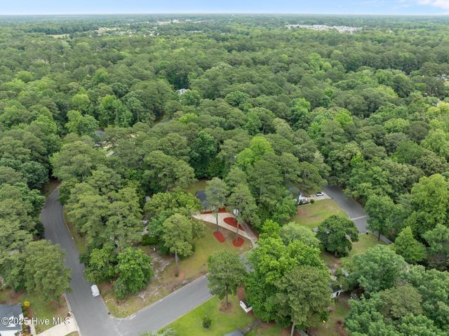 202 Guinevere Lane, Greenville, NC 27858