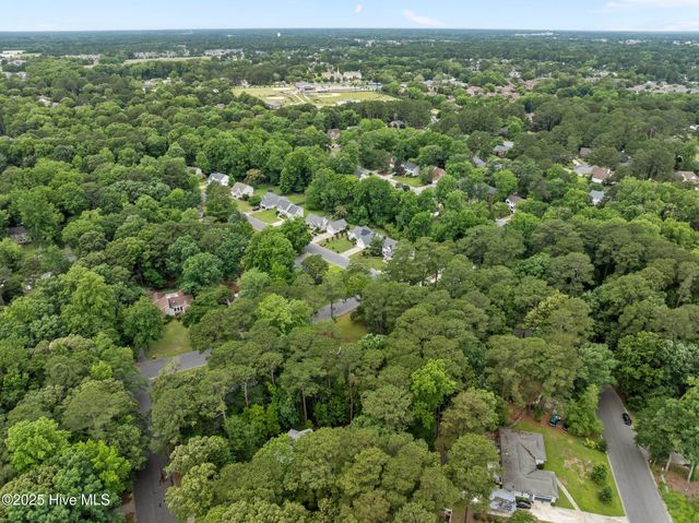 202 Guinevere Lane, Greenville, NC 27858