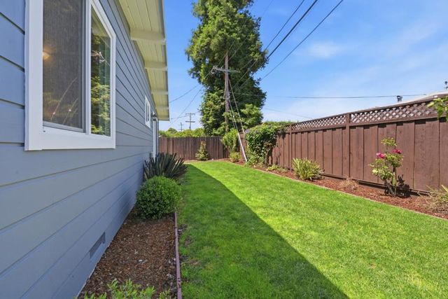 1667 Fillmore Avenue, San Mateo, CA 94403