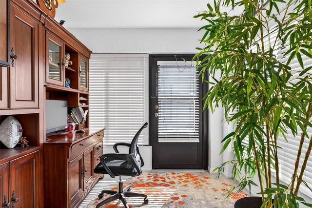 222 LINGER LANE, Sun City Center, FL 33573