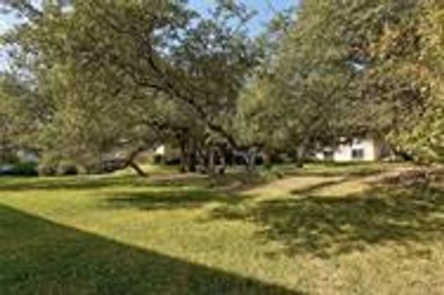 5332 Balcones DR D, Austin, TX 78731
