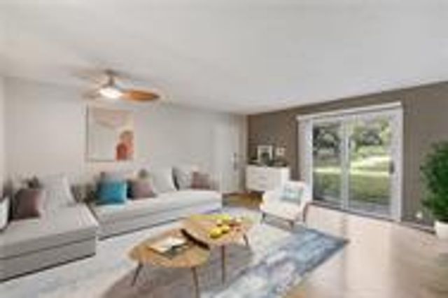 5332 Balcones DR D, Austin, TX 78731