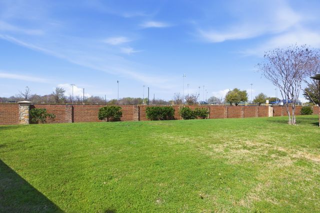 2400 Lilyfield Drive, Trophy Club, TX 76262