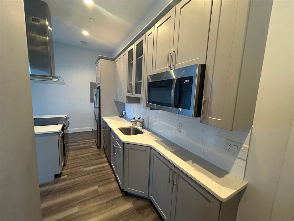 189 Washington 3, Chelsea, MA 02150