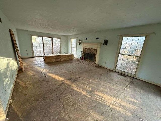 10021 Clay Street, Crown Point, IN 46307