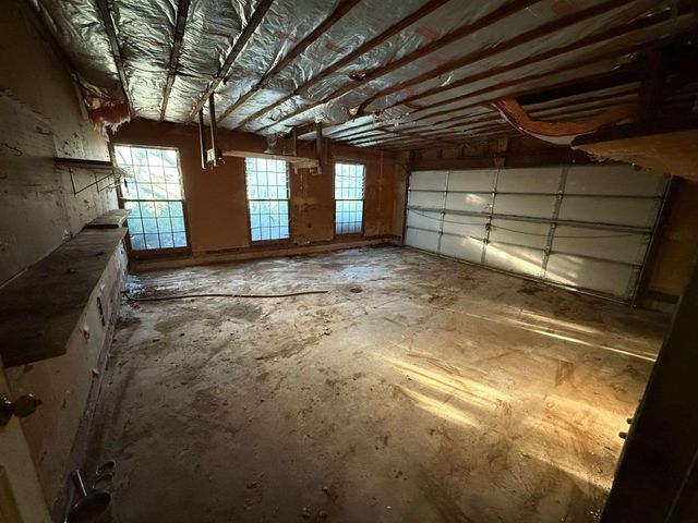 10021 Clay Street, Crown Point, IN 46307