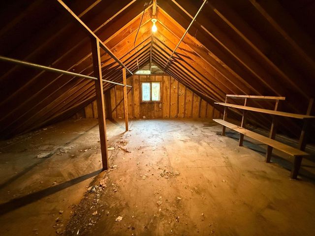 10021 Clay Street, Crown Point, IN 46307