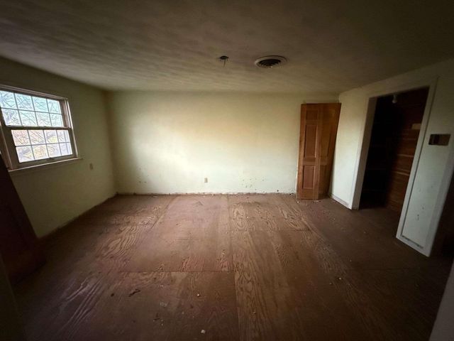 10021 Clay Street, Crown Point, IN 46307