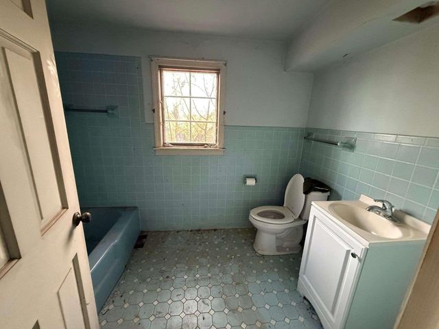 10021 Clay Street, Crown Point, IN 46307