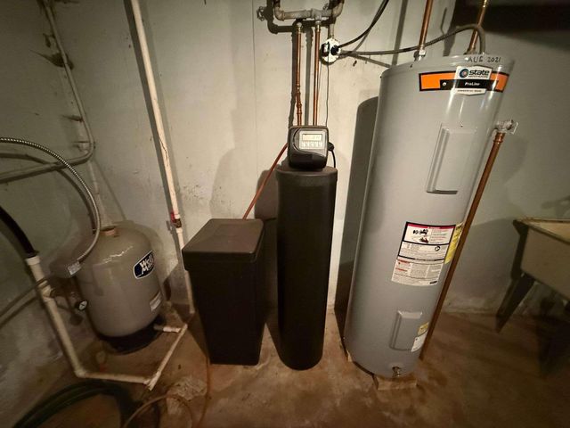 10021 Clay Street, Crown Point, IN 46307