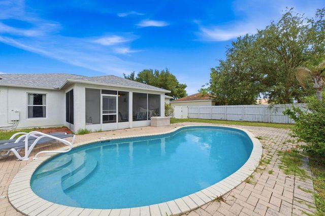 1838 SE Genaro Terrace, Port St. Lucie, FL 34952