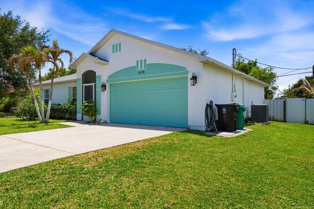 1838 SE Genaro Terrace, Port St. Lucie, FL 34952