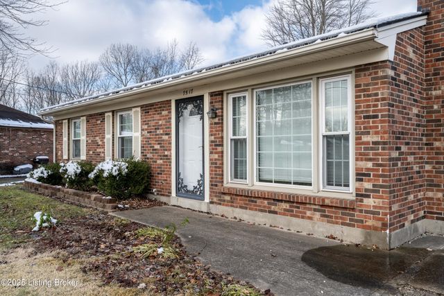 7517 Mallard Dr, Louisville, KY 40258
