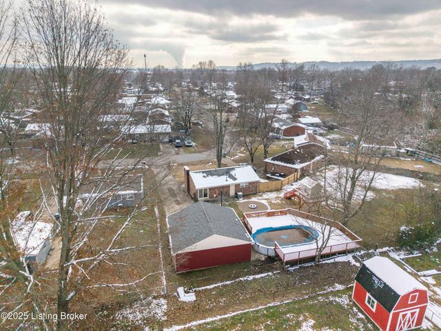 7517 Mallard Dr, Louisville, KY 40258