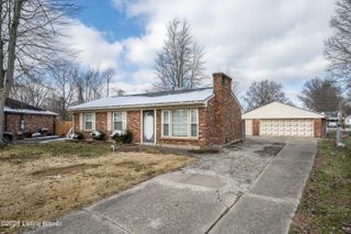 7517 Mallard Dr, Louisville, KY 40258