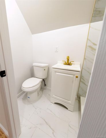 58 Norfleet Lane, Coram, NY 11727