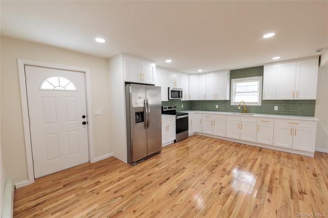 58 Norfleet Lane, Coram, NY 11727