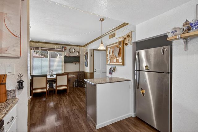 3554 Larchmont Square Ln, Sacramento, CA 95821