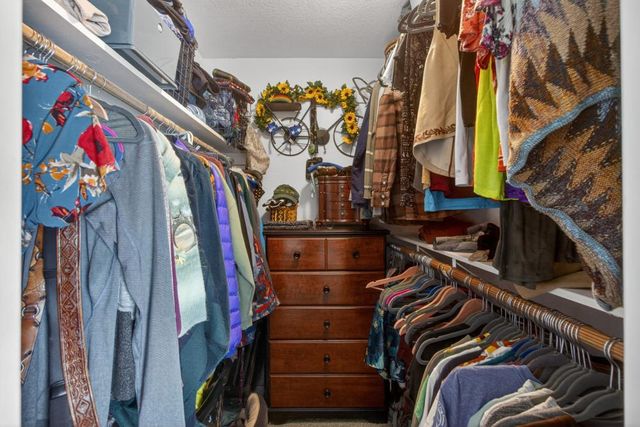 3554 Larchmont Square Ln, Sacramento, CA 95821