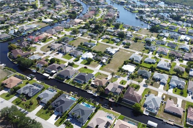 2146 SE 18th AVE, Cape Coral, FL 33990