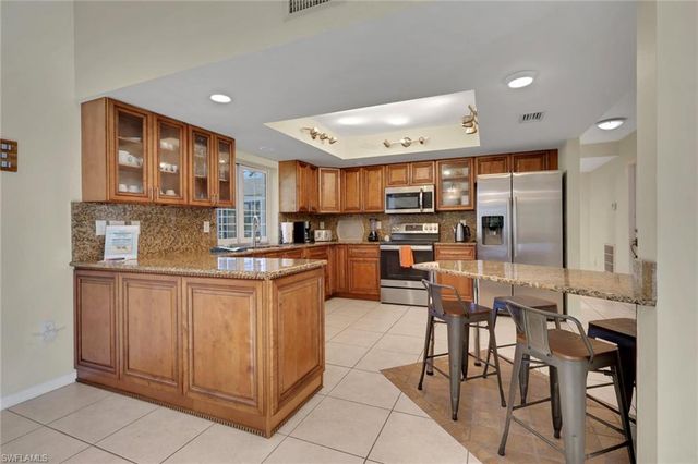 2146 SE 18th AVE, Cape Coral, FL 33990