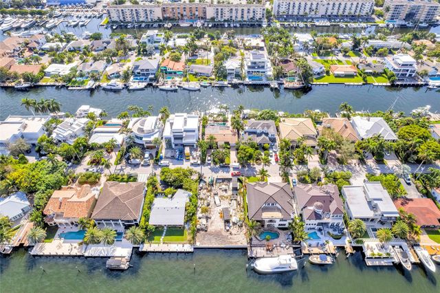 1725 SE 13TH Street, Fort Lauderdale, FL 33316