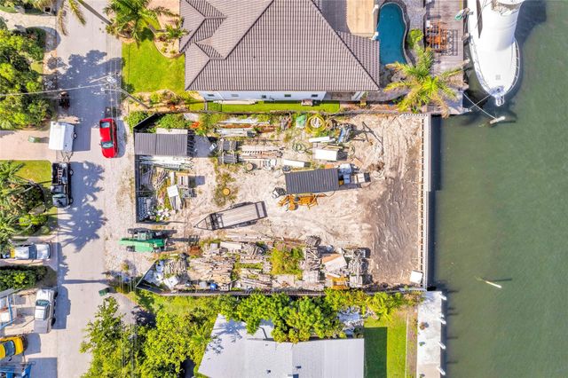 1725 SE 13TH Street, Fort Lauderdale, FL 33316