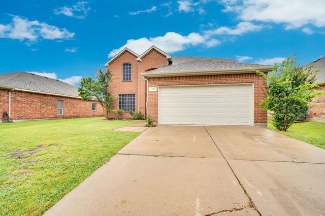 1113 Skylark Drive, Burleson, TX 76028