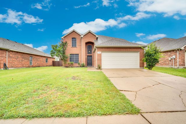 1113 Skylark Drive, Burleson, TX 76028