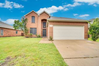 1113 Skylark Drive, Burleson, TX 76028