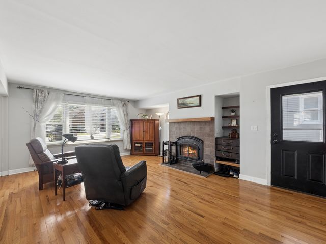 4006 Liberty Boulevard, Westmont, IL 60559