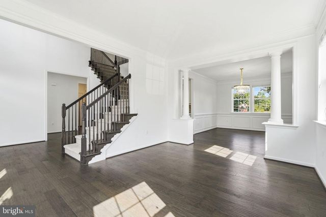 42222 CAMERON PARISH DR, Ashburn, VA 20148
