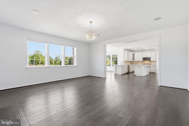 42222 CAMERON PARISH DR, Ashburn, VA 20148