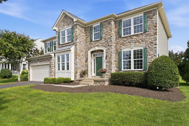 42222 CAMERON PARISH DR, Ashburn, VA 20148