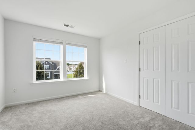 42222 CAMERON PARISH DR, Ashburn, VA 20148
