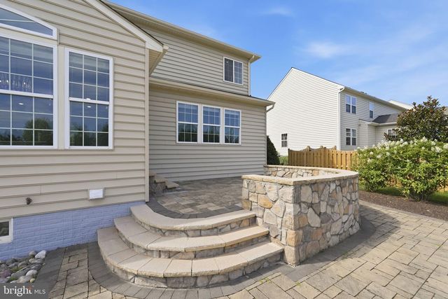42222 CAMERON PARISH DR, Ashburn, VA 20148