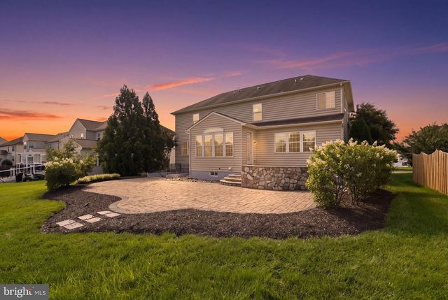42222 CAMERON PARISH DR, Ashburn, VA 20148