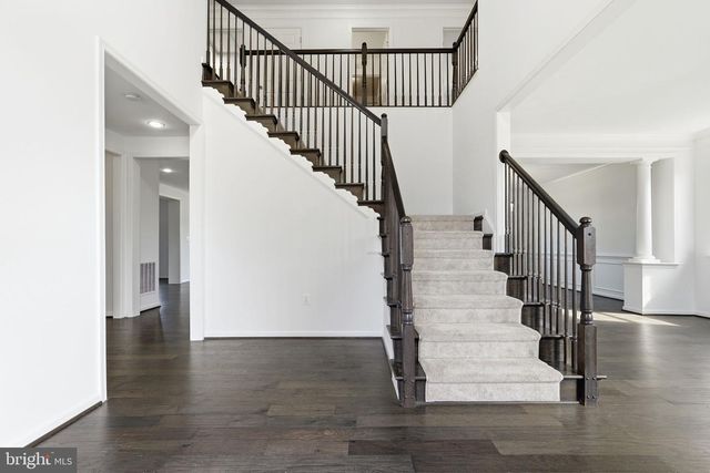 42222 CAMERON PARISH DR, Ashburn, VA 20148