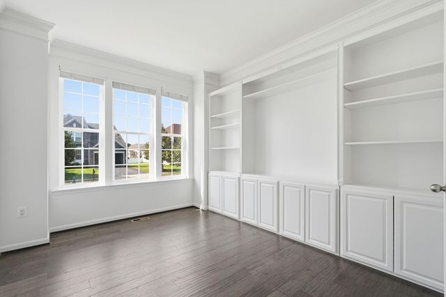 42222 CAMERON PARISH DR, Ashburn, VA 20148