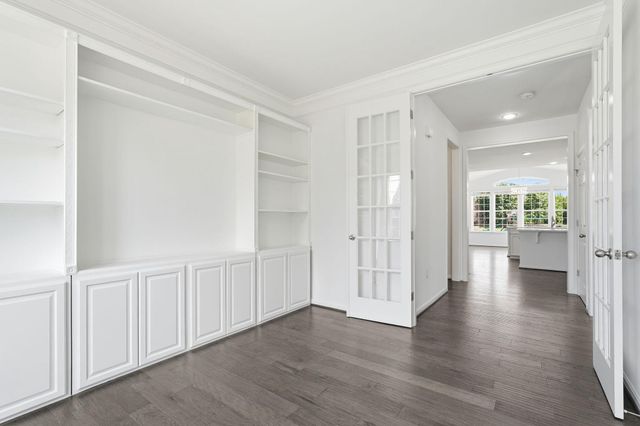 42222 CAMERON PARISH DR, Ashburn, VA 20148