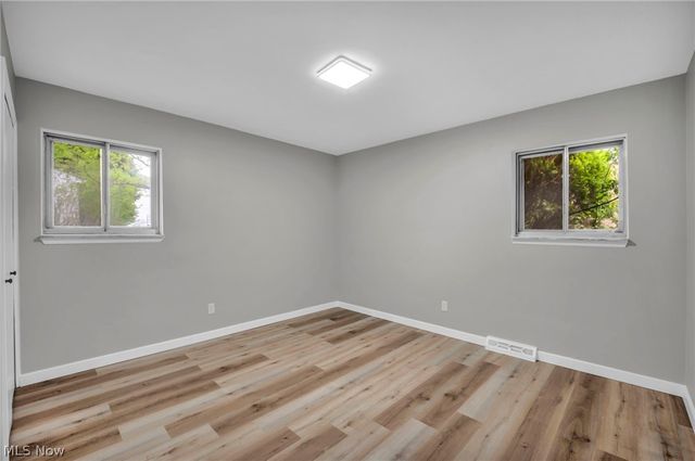 5597 Kenton Avenue, Maple Heights, OH 44137