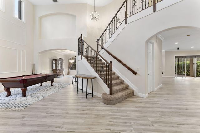 6104 Walnut Hill Drive, Lake Worth, FL 33467